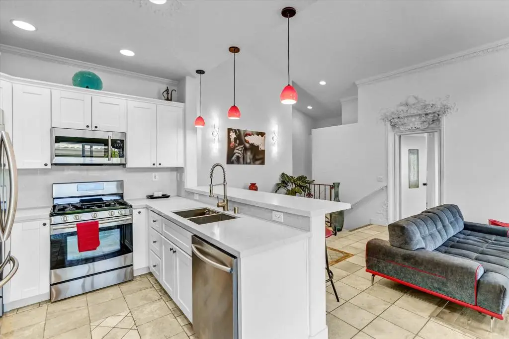 5536 Renaissance Avenue #1, San Diego, CA 92122 - #1