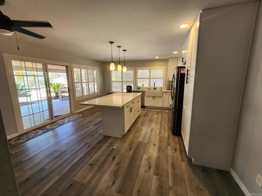 11815 Elkins, San Diego, CA 92126 - #2