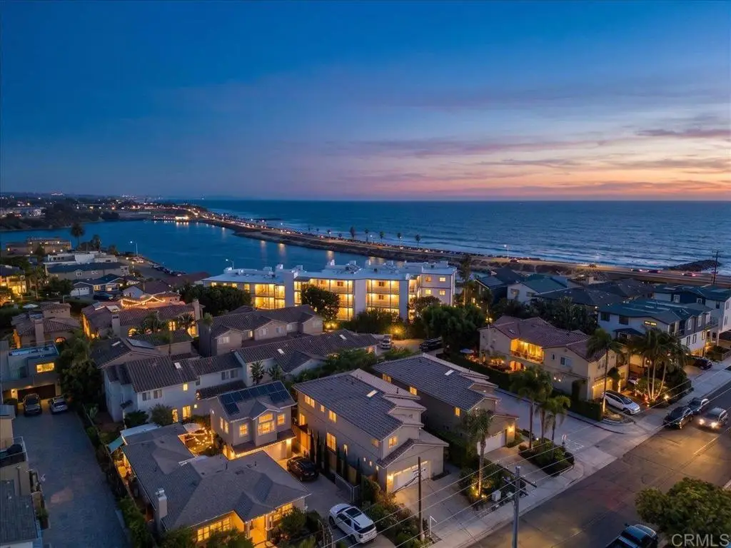 261 Chinquapin Avenue, Carlsbad, CA 92008 - #1