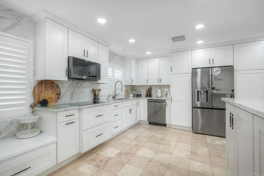 10629 Meadow Glen Way E, Escondido, CA 92026 - #3