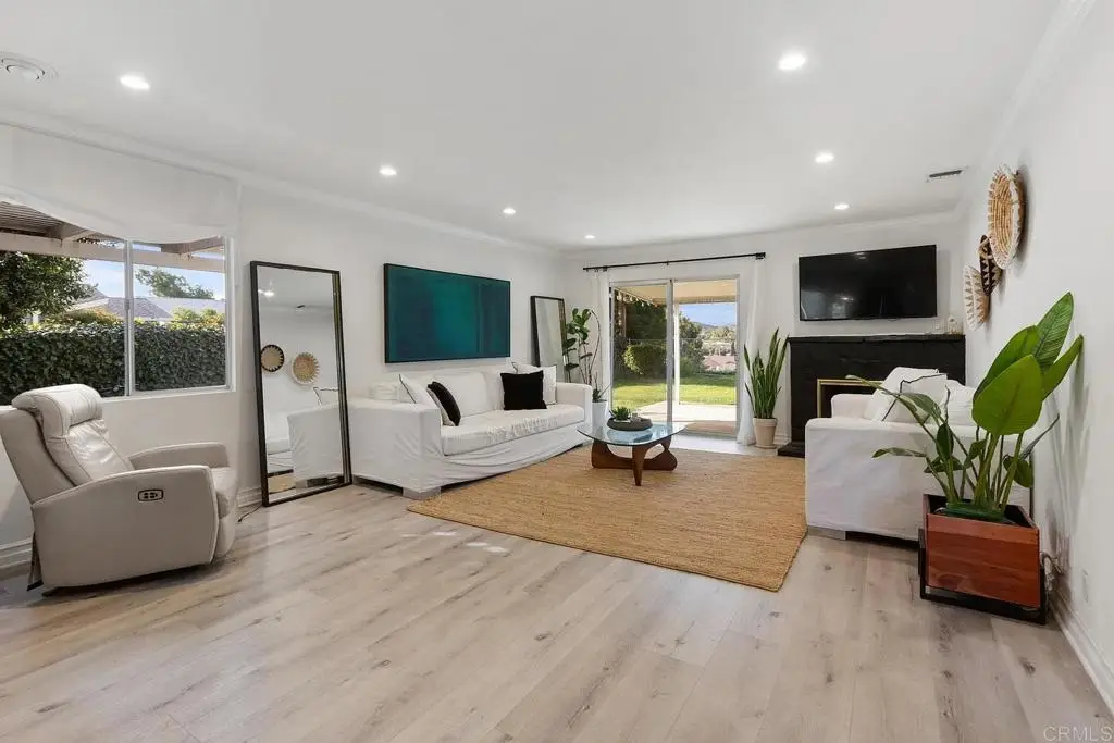 183 Sandberg Street, Thousand Oaks, CA 91360 - #1