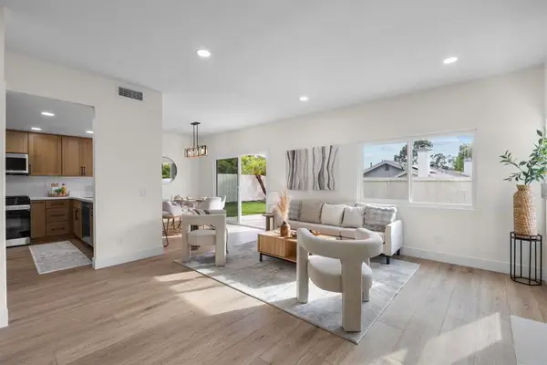 7902 Tinaja Lane, San Diego, CA 92139