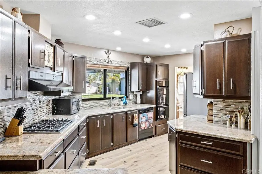 1300 W Menlo Ave #181, Hemet, CA 92543 - #2
