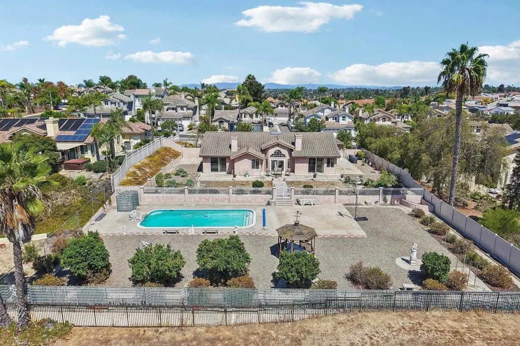 638 Cantara Lane, Vista, CA 92081 - #1