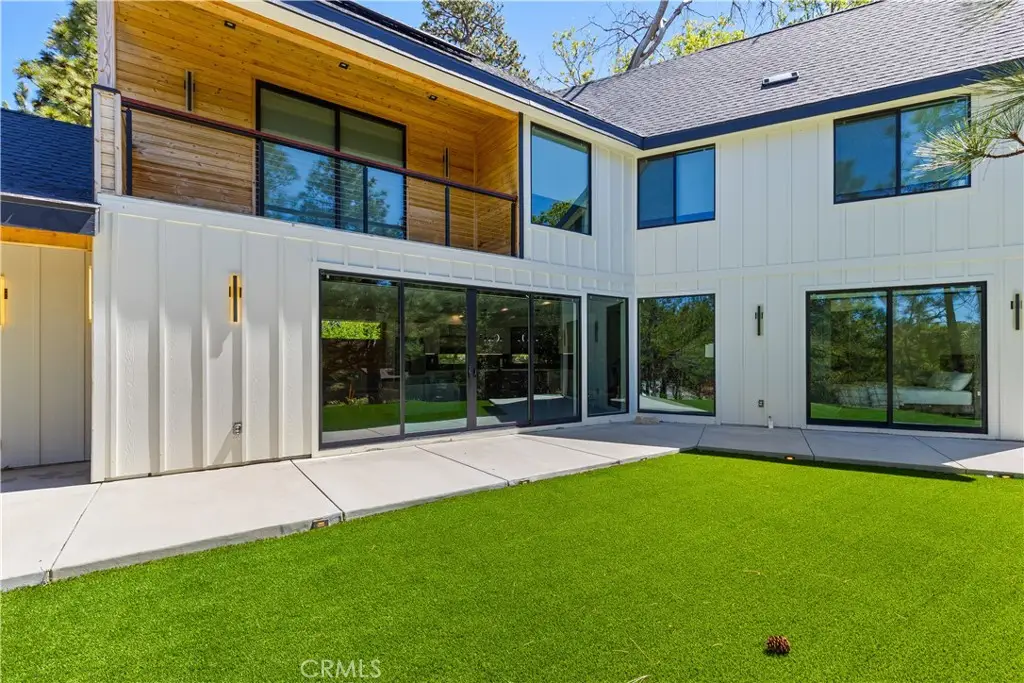 1021 Teakwood Drive, Lake Arrowhead, CA 92352 - Image #1