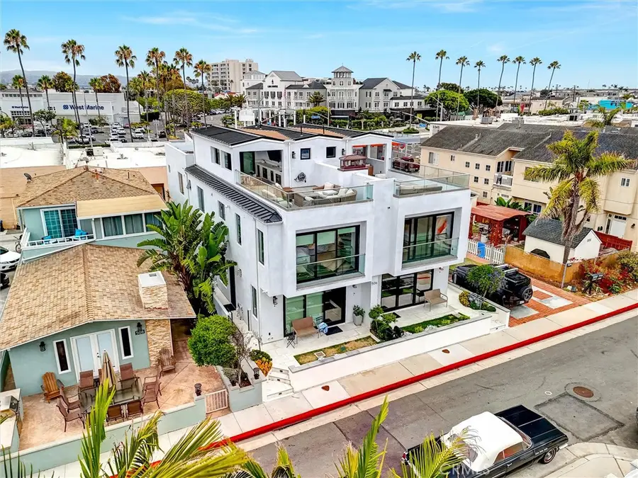 506 Clubhouse Avenue, Newport Beach, CA 92663 - Image #2