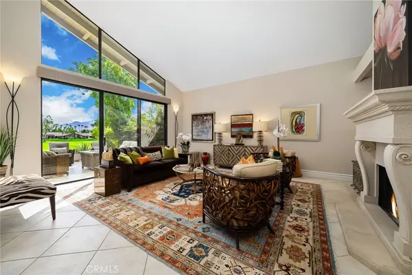 207 Bouquet Canyon Drive, Palm Desert, CA 92211