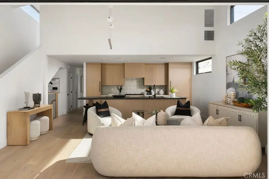 512 1/2 Marigold Avenue, Corona Del Mar, CA 92625 - Image #2