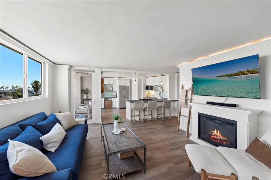 310 Fernando Street #303, Newport Beach, CA 92661 - Image #2