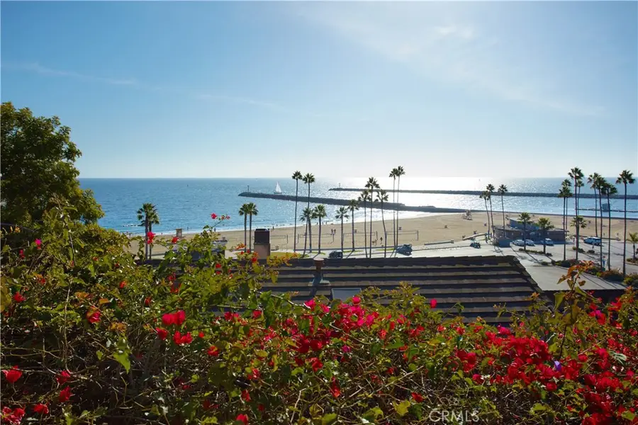 3024 Breakers Drive, Corona Del Mar, CA 92625 - Image #3