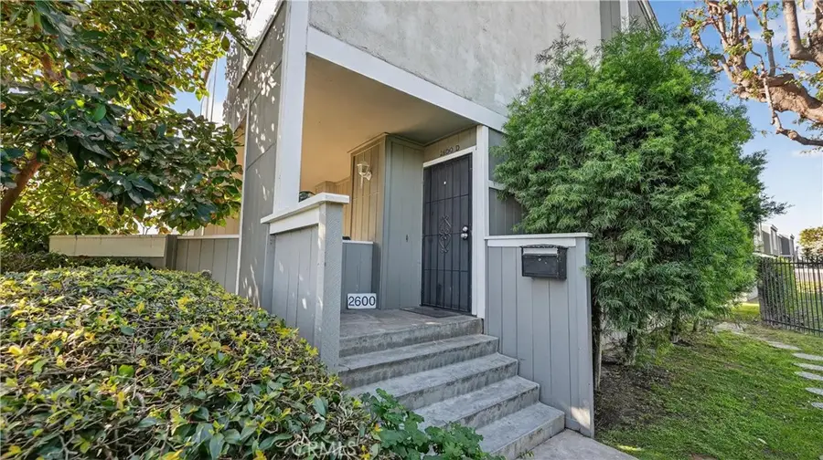 2600 W Segerstrom Avenue #D, Santa Ana, CA 92704 - Image #3