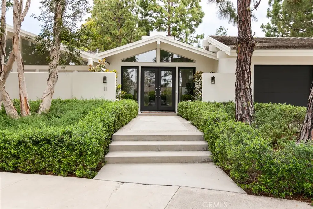 11 Greenbriar, Newport Beach, CA 92660 - #1