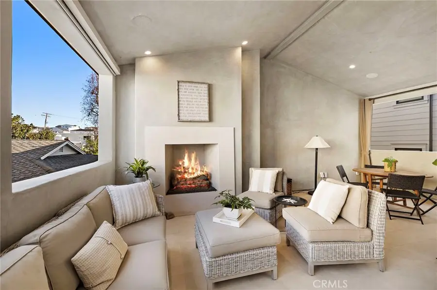 711 1/2 Marigold, Corona Del Mar, CA 92625 - Image #2