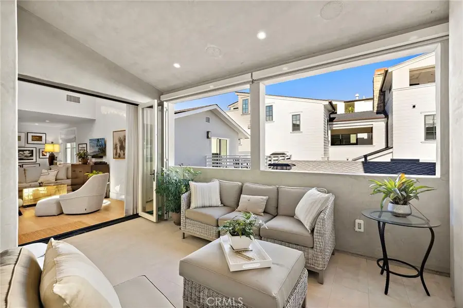711 1/2 Marigold, Corona Del Mar, CA 92625 - Image #3