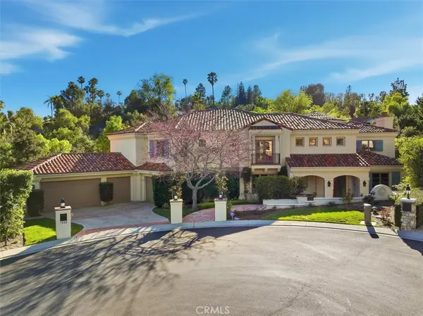 1852 Sharon, Santa Ana, CA 92705