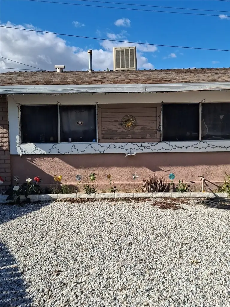 15847 Fresno, Victorville, CA 92395 - #2