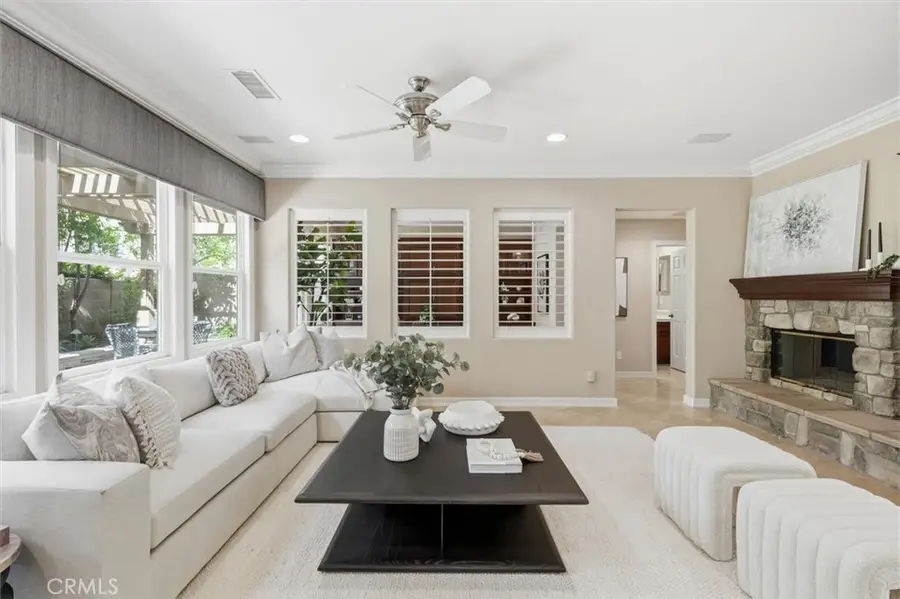 6 Versailles, Irvine, CA 92602 - #3