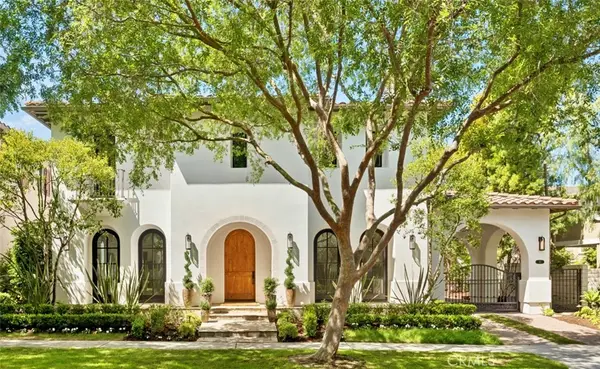 15 Seabluff, Newport Beach, CA 92660