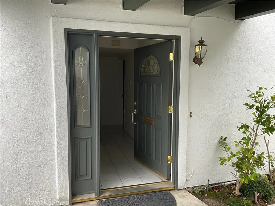 2307 Eastbluff, Newport Beach, CA 92660 - #2