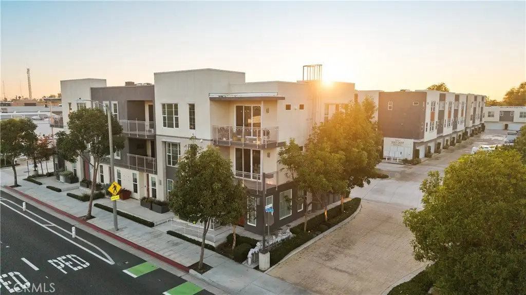 2023 Placentia, Costa Mesa, CA 92627 - #1