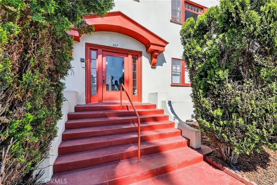 207 Mira Mar, Long Beach, CA 90803 - #3