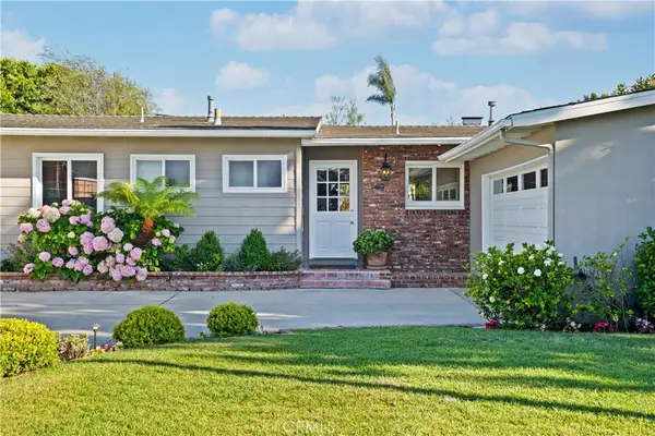 1412 Vivian Lane, Newport Beach, CA 92660