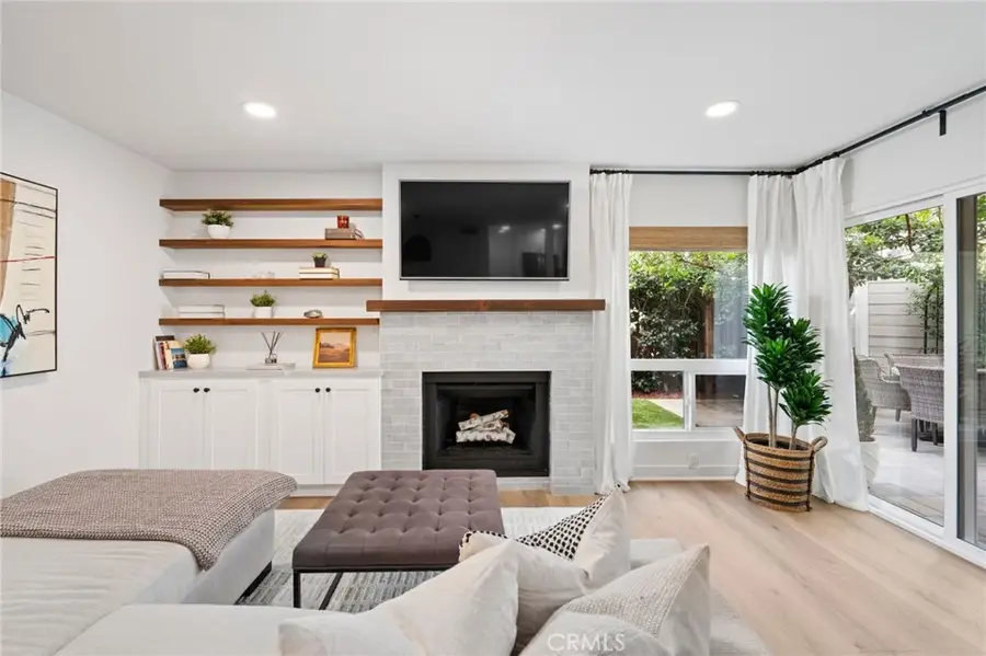 101 Aspen, Costa Mesa, CA 92627 - #2