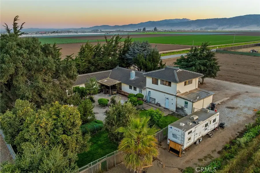 23710 Potter Road, Salinas, CA 93908 - Image #2