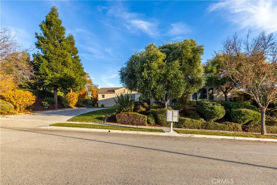 843 Hacienda Circle, Paso Robles, CA 93446 - Image #2