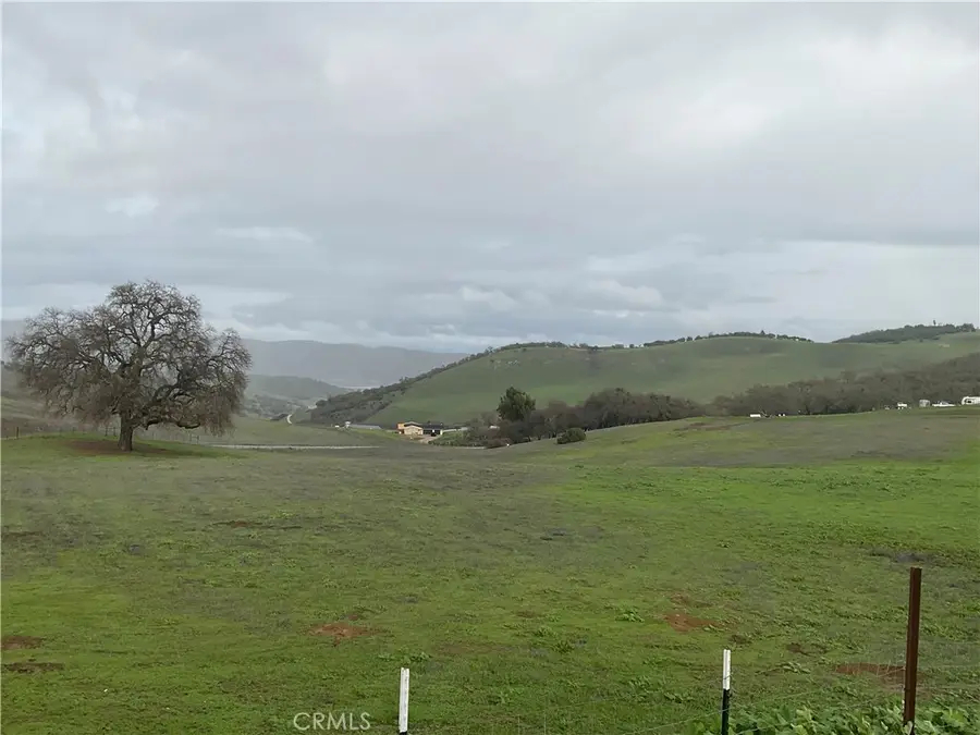 21 Interlake Road, Bradley, CA 93426 - Image #3