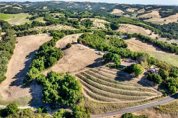3180 Willow Creek Road, Paso Robles, CA 93446
