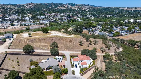 0 Navajo/river, Paso Robles, CA 93446