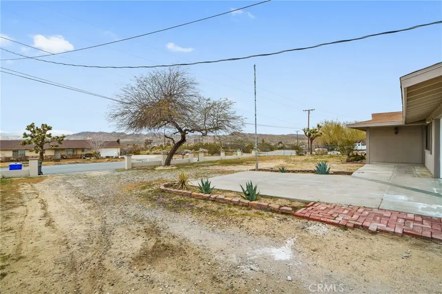 7115 Rubidoux, Yucca Valley, CA 92284 - #2