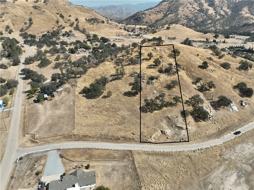 6698 Gaston Drive, Sanger, CA 93657 - Image #1