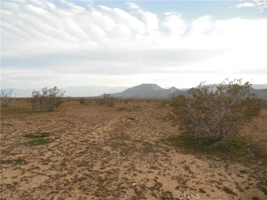 1223 Lorraine@larjoe, Lucerne Valley, CA 92356 - Image #3