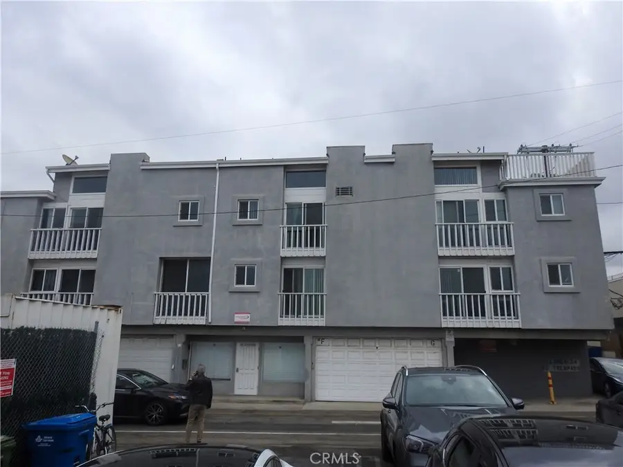 14 Ozone Avenue, Venice, CA 90291 - Image #2