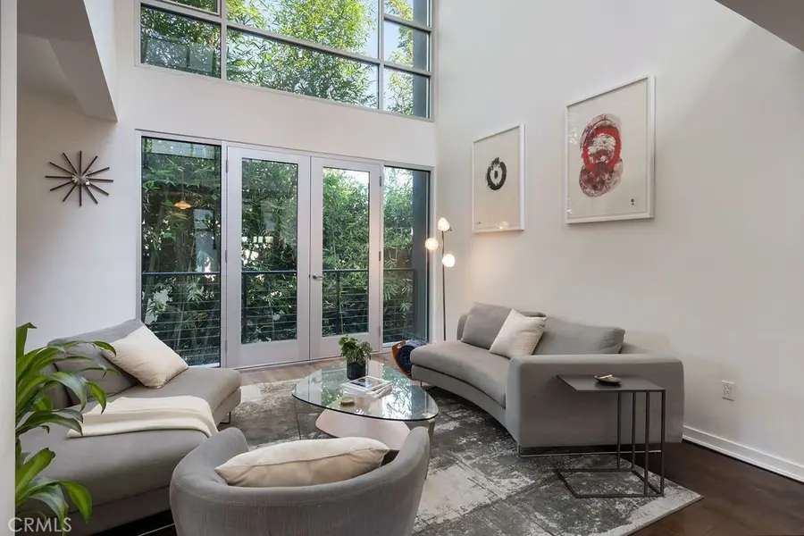 4111 W Sunset Boulevard #220, Los Angeles, CA 90029 - Image #2