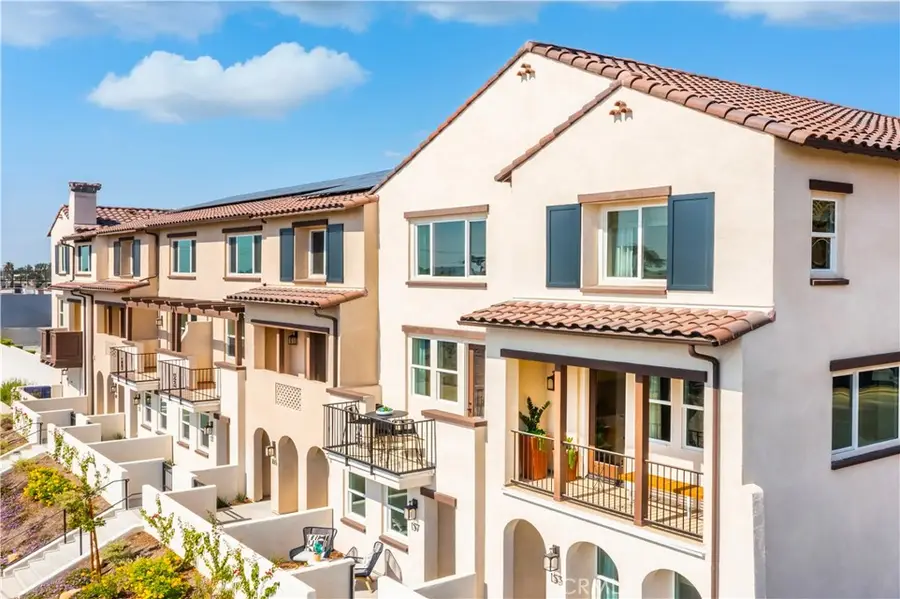 121 Evergreen Lane, Claremont, CA 91711 - #2