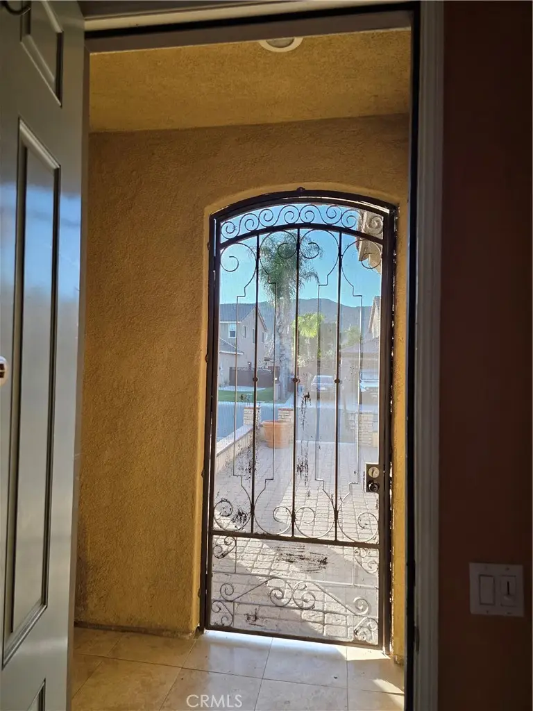 537 Peregrine Lane, San Jacinto, CA 92582 - #2