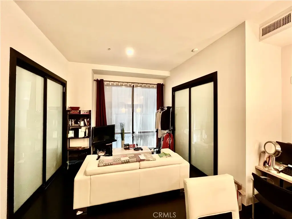 655 S Hope Street #607, Los Angeles, CA 90017 - Image #1