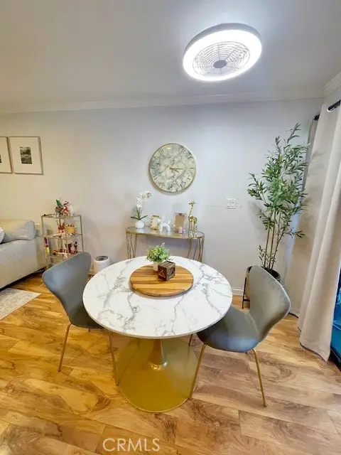 18530 Hatteras Street #309, Tarzana, CA 91356 - Image #3