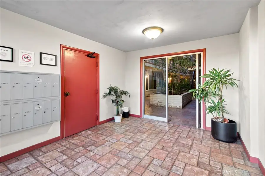 444 Obispo Avenue #3, Long Beach, CA 90814 - Image #2