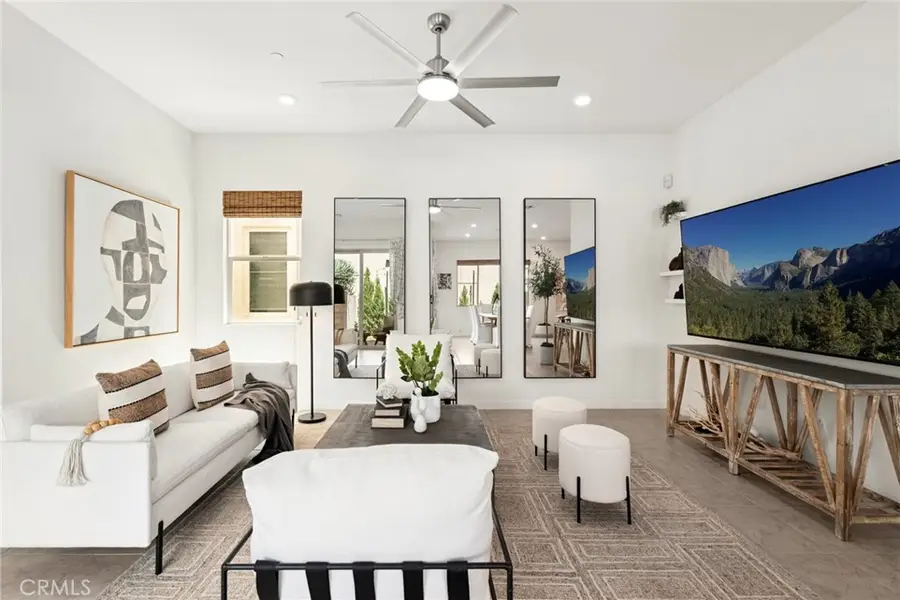 126 Stellar, Irvine, CA 92618 - Image #3