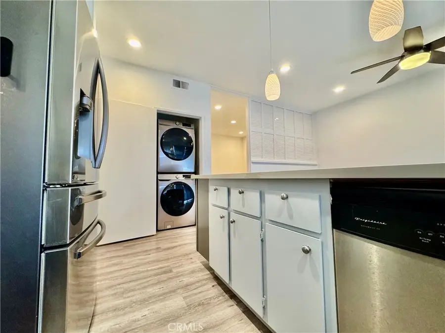 10580 Lakeside Drive N #E, Garden Grove, CA 92840 - Image #3