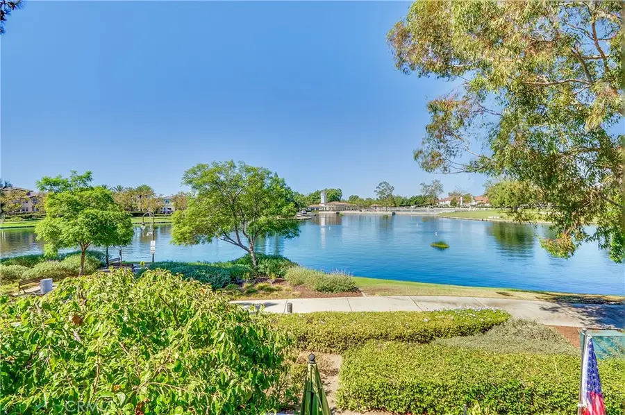 31 Brisa Del Lago, Rancho Santa Margarita, CA 92688 - #2