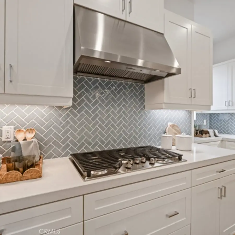 528 Neilson, Irvine, CA 92618 - Image #3