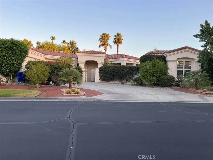 81 Appian Way, Palm Desert, CA 92211 - Image #2