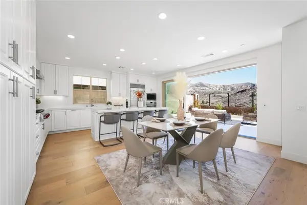 107 Somera, Irvine, CA 92602