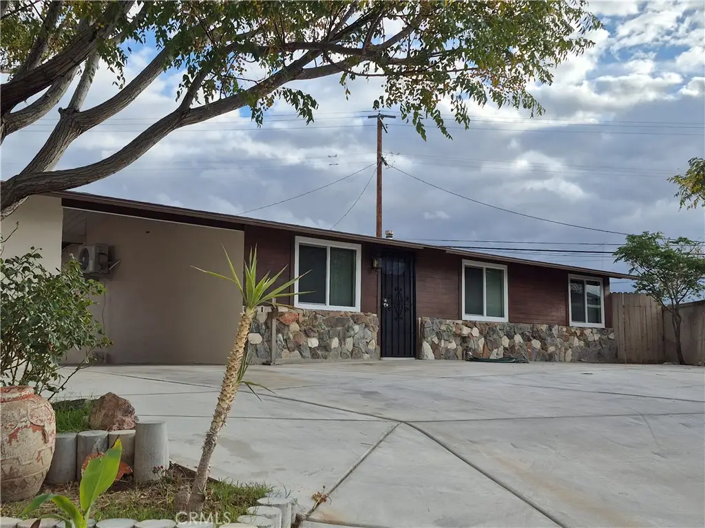 16611 Yucca Avenue, Victorville, CA 92395 - #1