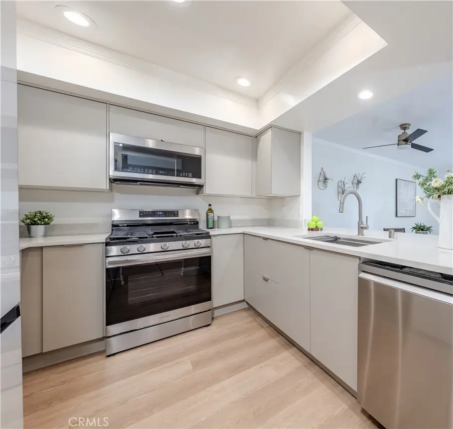 1988 Junipero Avenue, Signal Hill, CA 90755 - Image #1